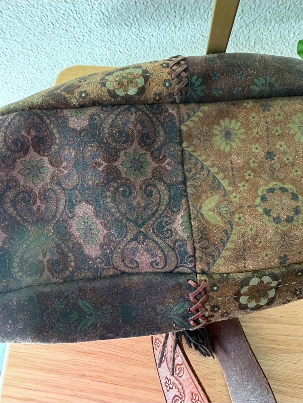 Fossil Vintage Brown Suede Tassel Hobo Shoulder Bag - Picture 8 of 14